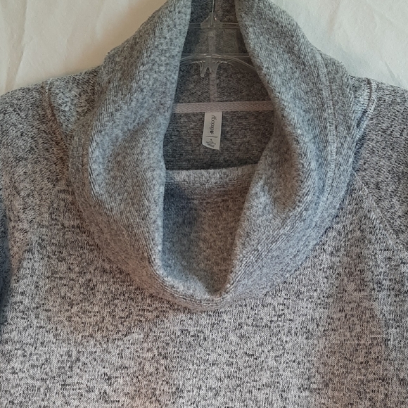 Idealogy White, Dark And Light Grays Cowl Neck Shirt Fleece Lined Women's Sz L - Picture 3 of 14